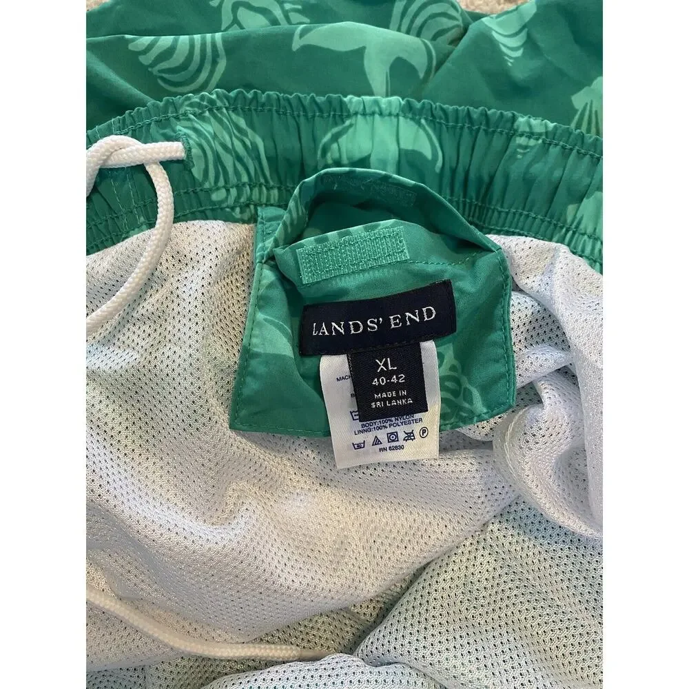 LANDS END Bathing Suit Mens Size XL 40-42 Beach Vacation Coastal Swim Pockets